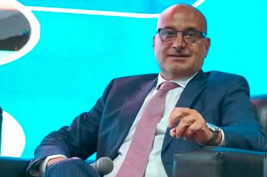 خاص.. المركزي: عملية الحجز عبر منصة الاعتماد تسير بشكل ممتاز وبتكلفة إضافية للحجوزات التي تم الموافقة عليها تفوق مليار دولار